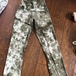 Size 2 lululemon leggings